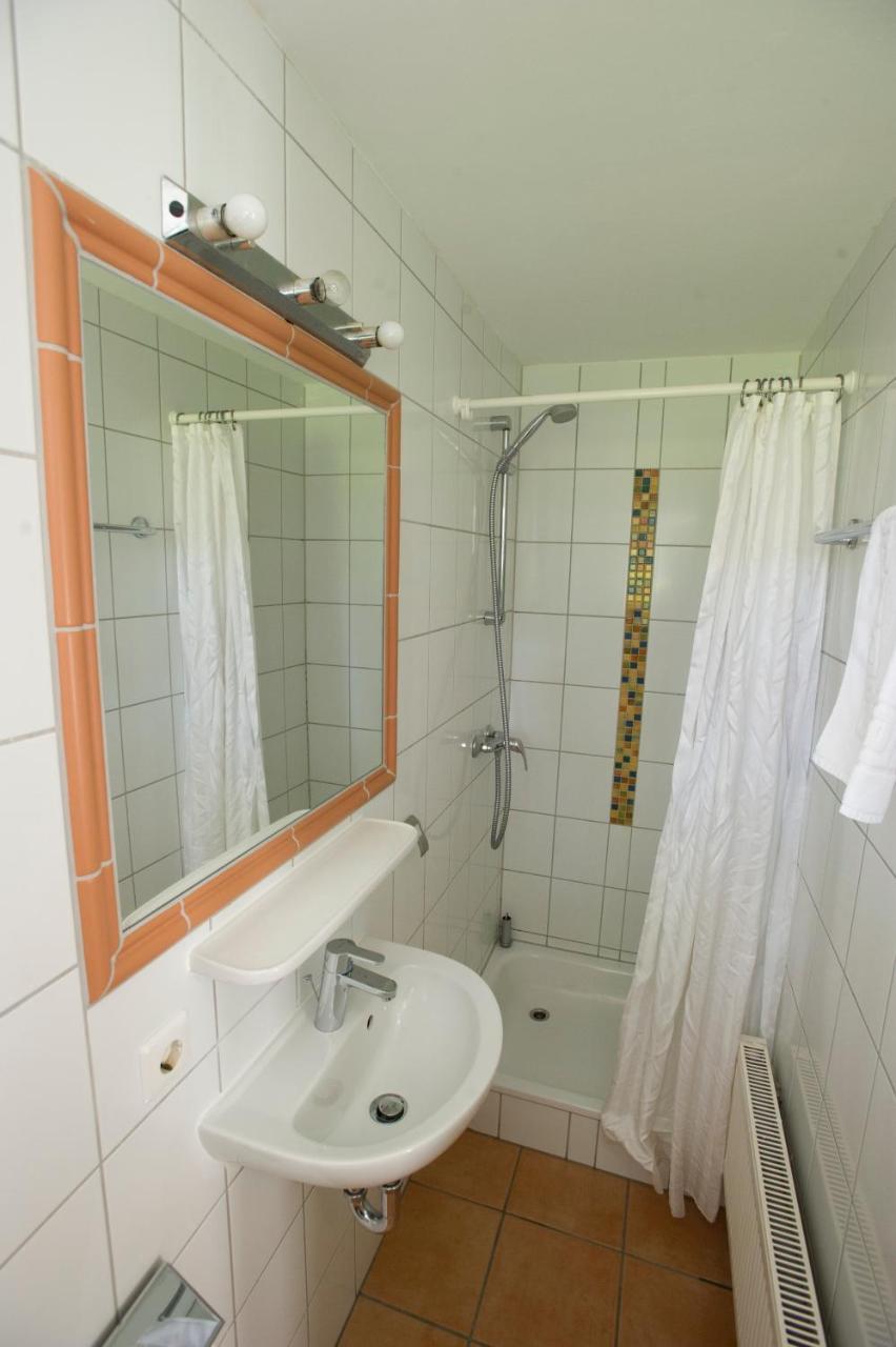 Euro Inn - Hotel Лар Екстериор снимка