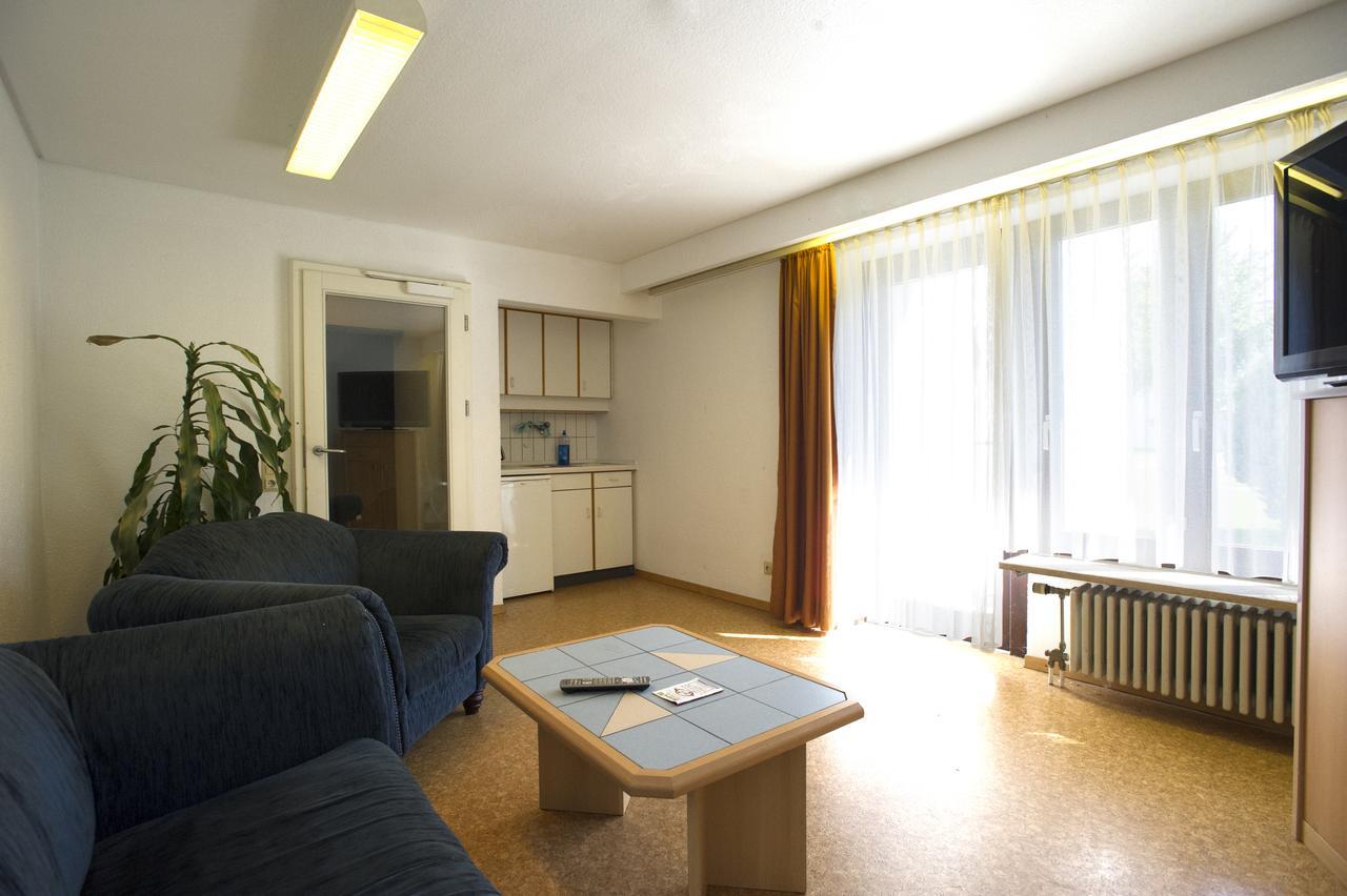 Euro Inn - Hotel Лар Екстериор снимка